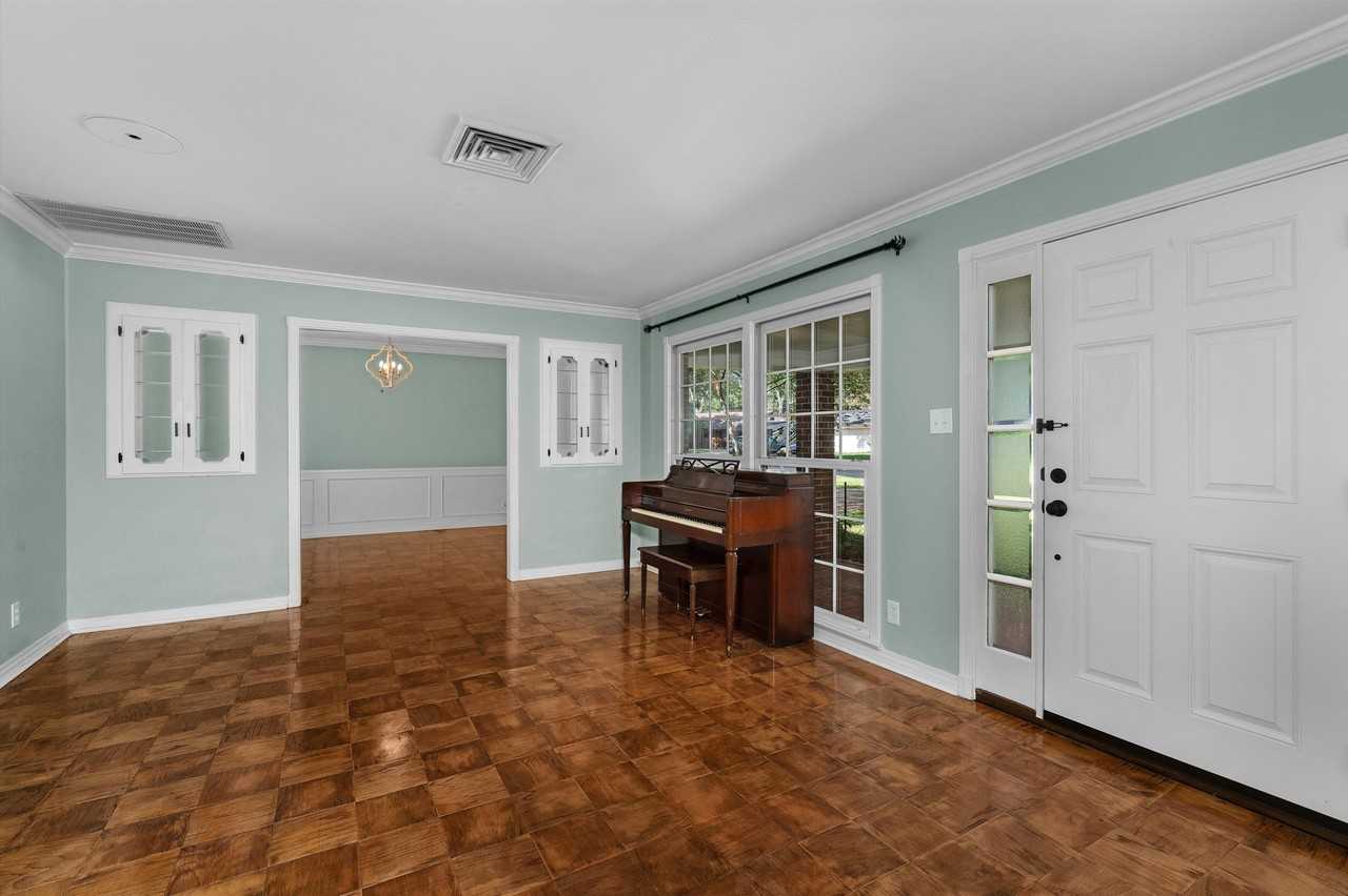 1918 Horton Ave #1 - Photo 2 of 12