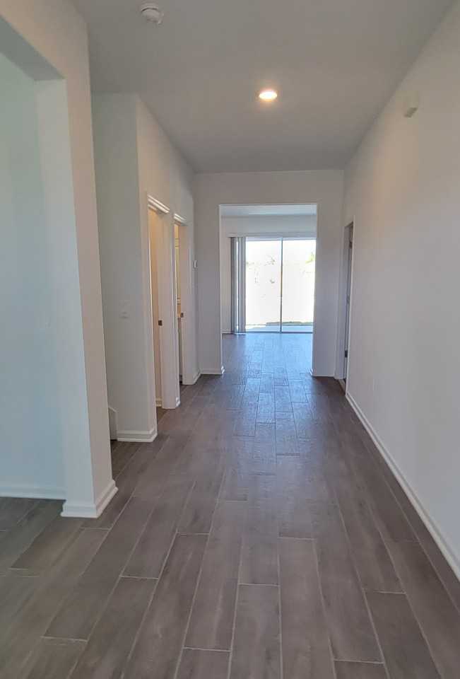 2587 Runners Cir #1 - Photo 7 of 36