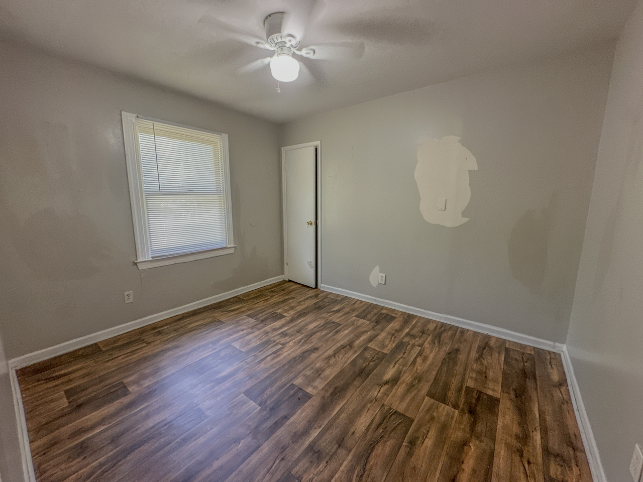 800 Stillwater Dr #1 - Photo 3 of 15