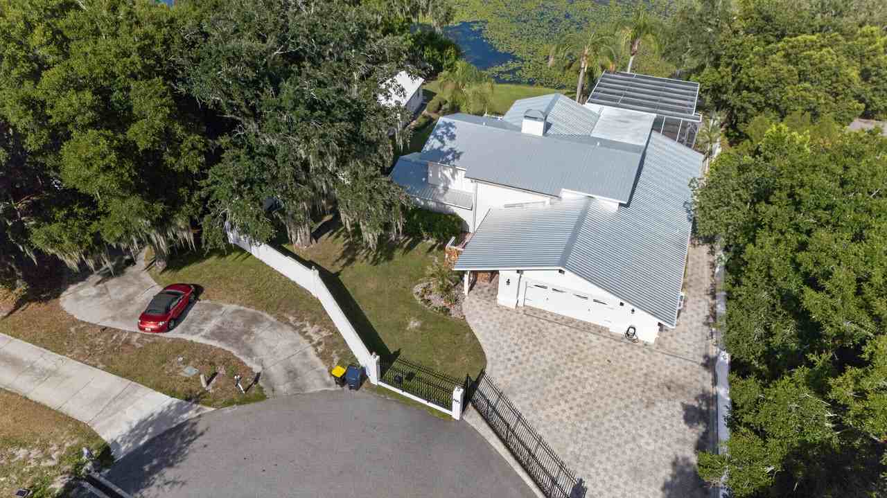 414 Somerset Dr #1 - Photo 3 of 38