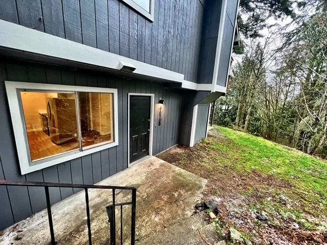 4610 Fir Drive Northeast - 1Unit B #1 - Photo 2 of 26