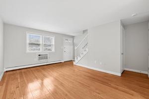featured image of 101 South St