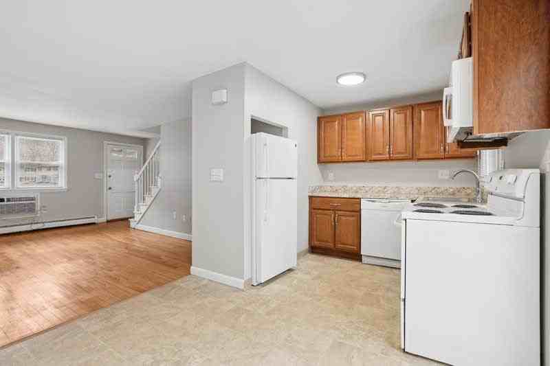 101 South St - Photo 7 of 24