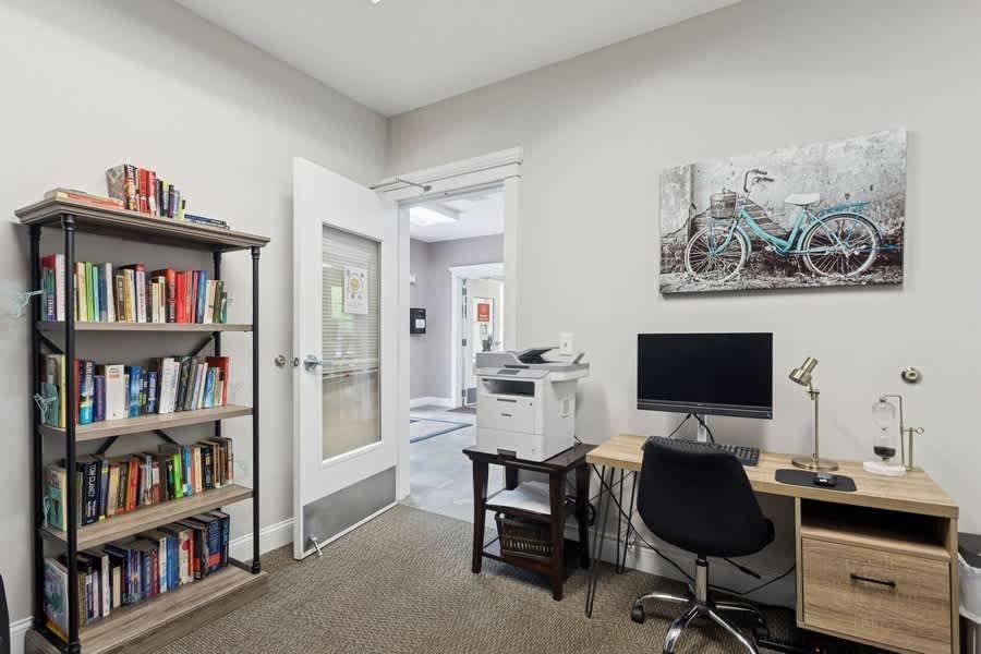 95 Filley St - Photo 4 of 30