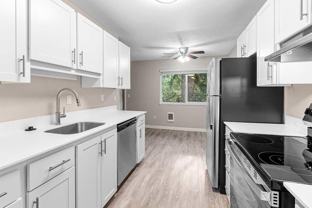 9555 Sw Allen Blvd - Photo 1 of 1