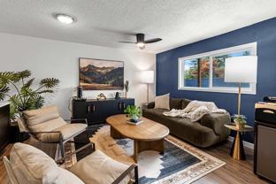 9555 Sw Allen Blvd - Photo 1 of 1