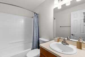 featured image of 1916 Se Larch Ln