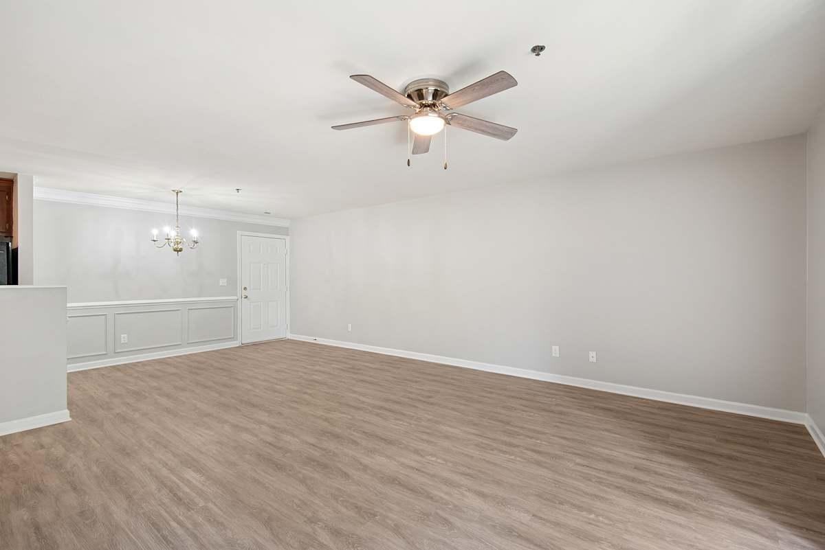 155 Woodgate Ct - Photo 2 of 21