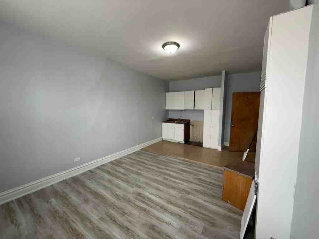 5958 W Roosevelt Rd #5 - Photo 5 of 29