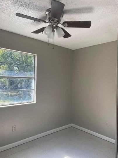 524 N Market St #2 - Photo 4 of 27