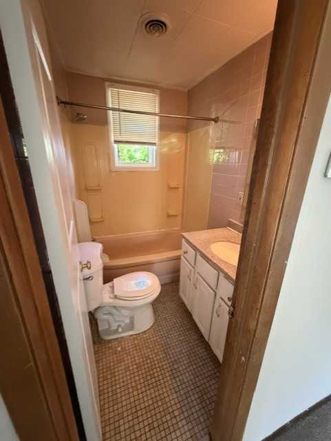 2915 North Weil Street - 1Unit B #1 - Photo 3 of 7