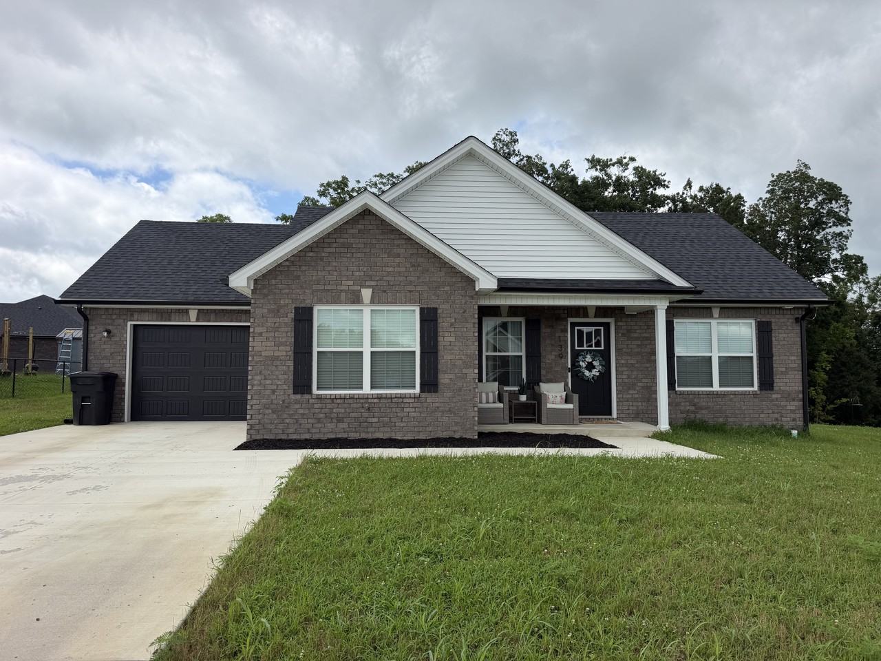 139 Magnolia Dr #1