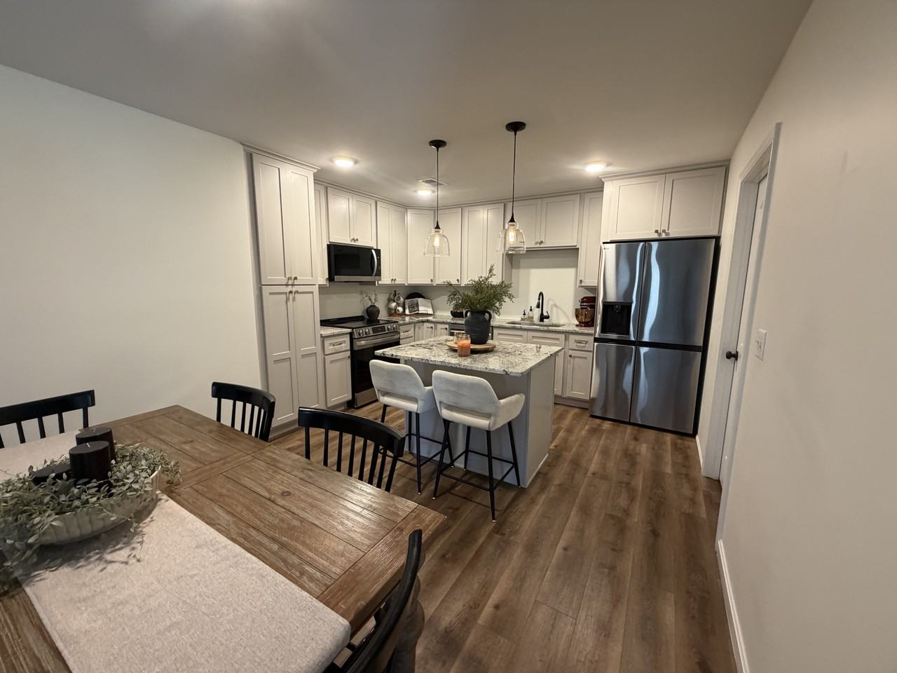 139 Magnolia Dr #1 - Photo 5 of 17