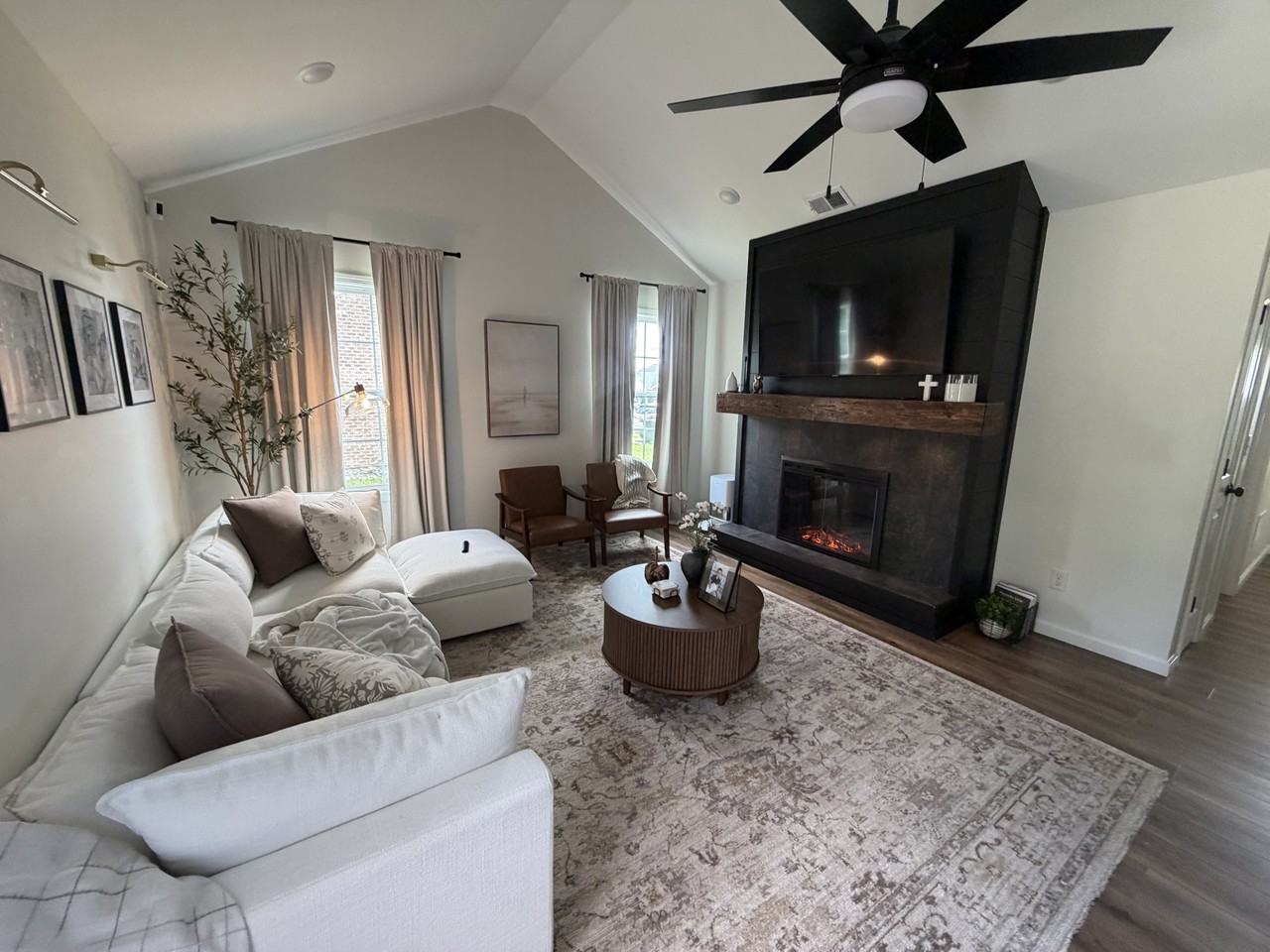 139 Magnolia Dr #1 - Photo 7 of 17