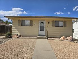 805 Woodlawn Ave - Photo 1 of 1