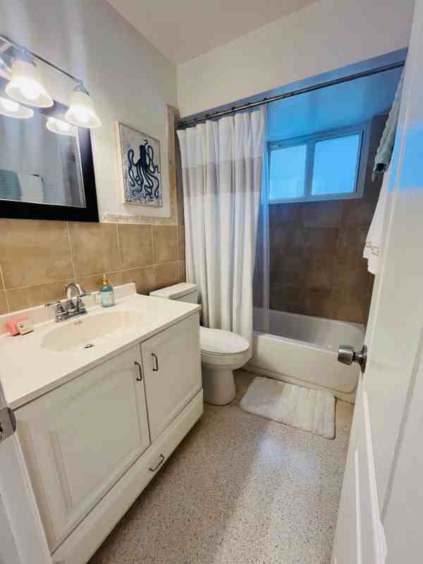 1525 Cleveland St - Photo 3 of 9
