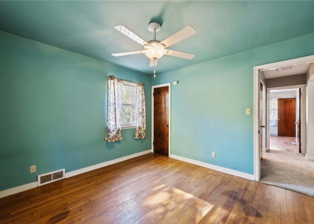 505 Long Rd - Photo 6 of 11