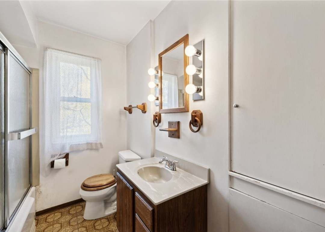 505 Long Rd - Photo 7 of 11