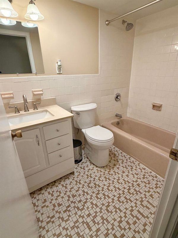 9 Louisburg Sq ##5 - Photo 5 of 19