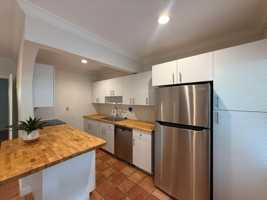 featured image of 1640 Ne 4th Pl ##2