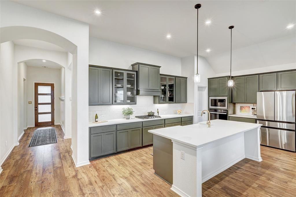 1117 Spring Gulch Ln - Photo 5 of 39