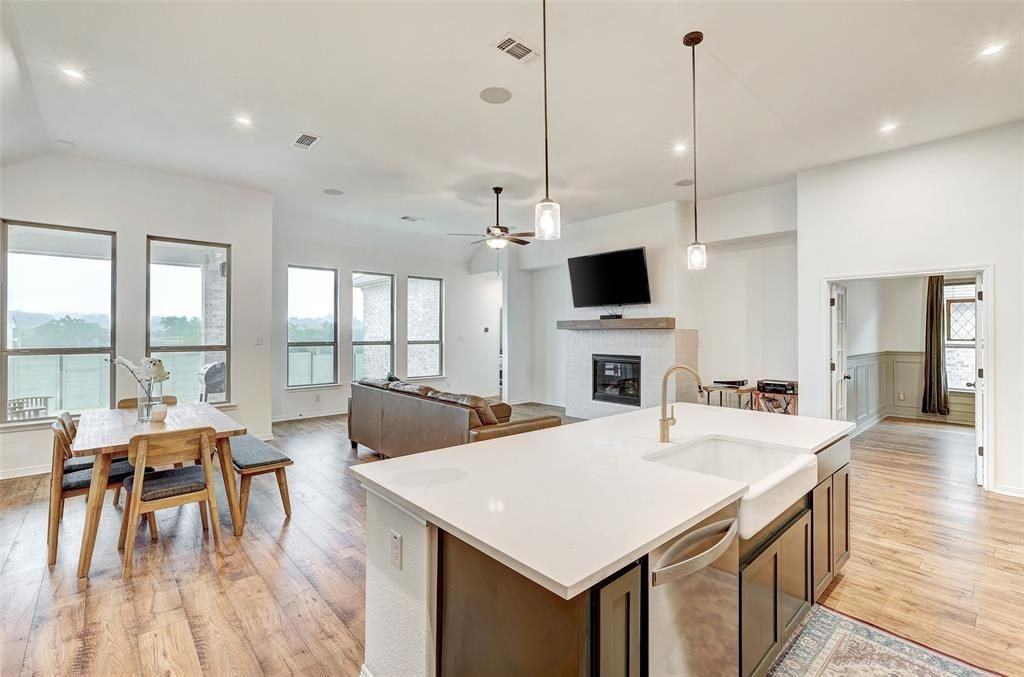 1117 Spring Gulch Ln - Photo 7 of 39