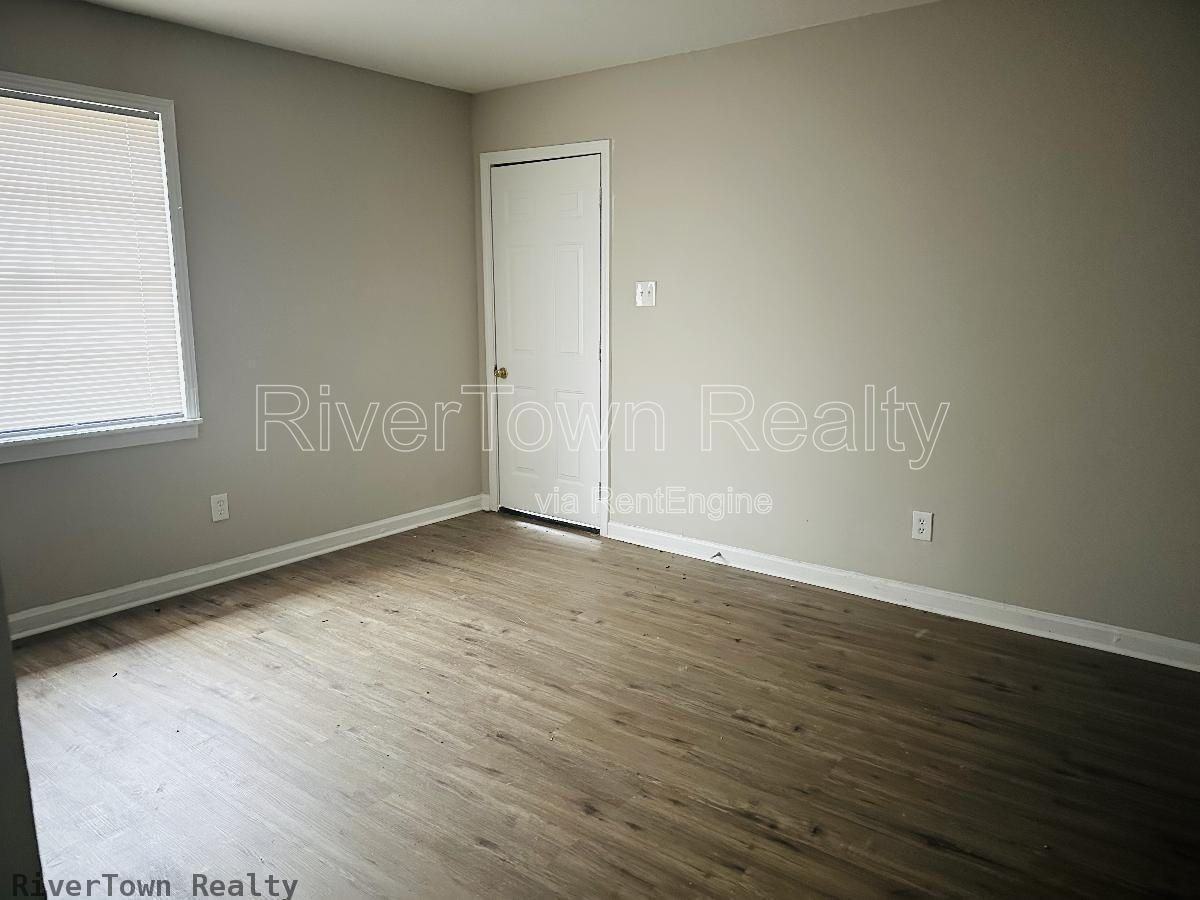 3253 Ford Rd - Photo 4 of 7