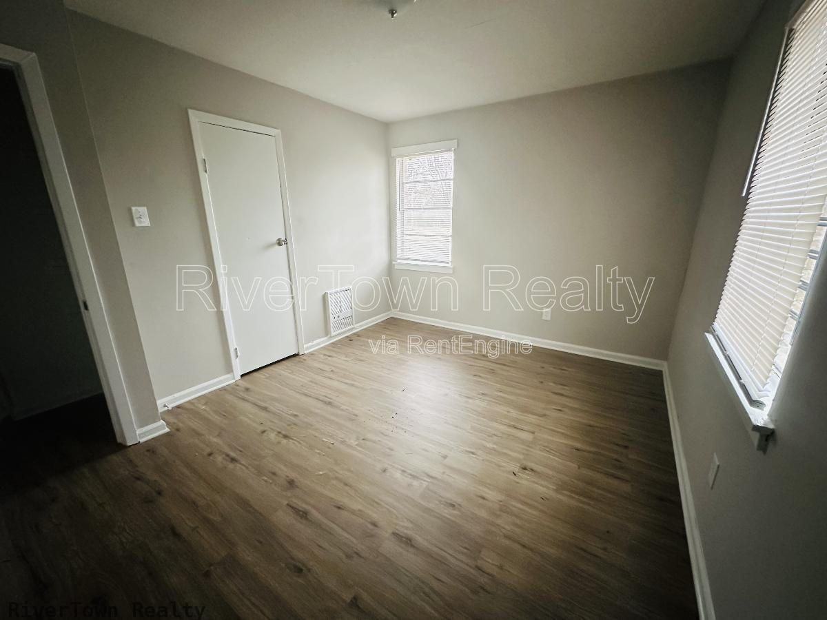 3253 Ford Rd - Photo 5 of 7
