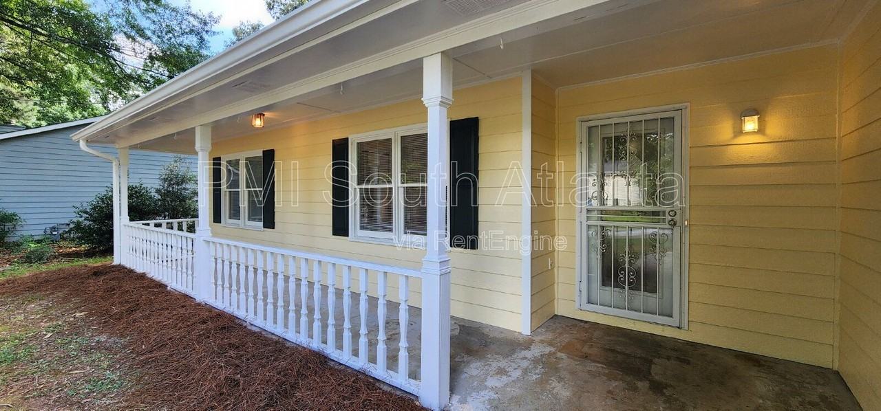 2735 Stanton Woods Dr Se - Photo 3 of 30