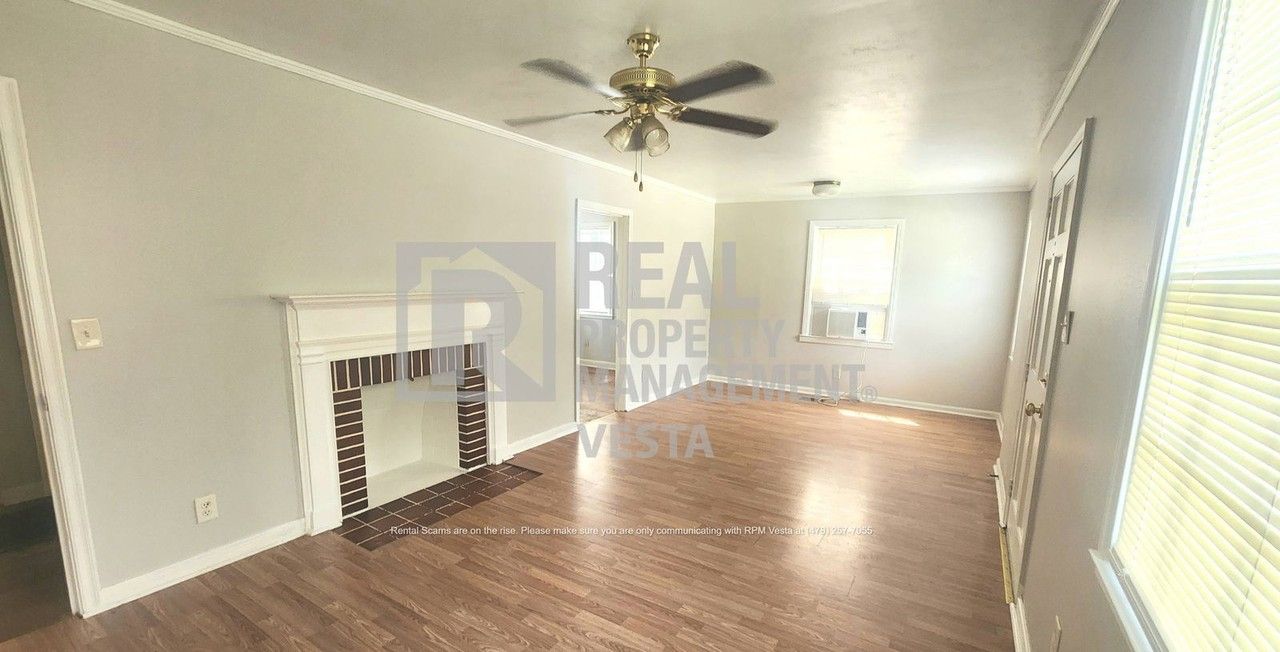 3323 Guthrie Dr - Photo 2 of 11