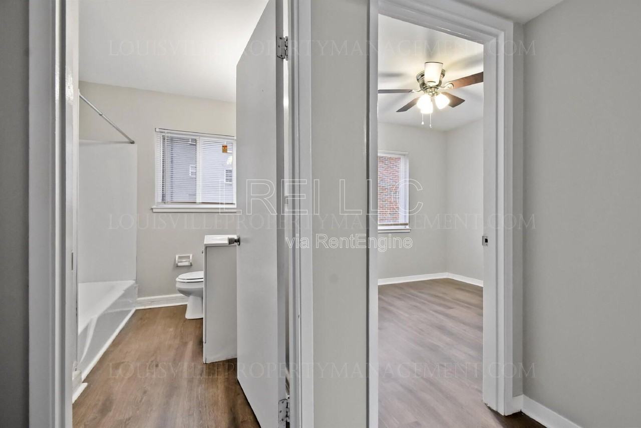 2423 Lindsay Ave #4 - Photo 6 of 14