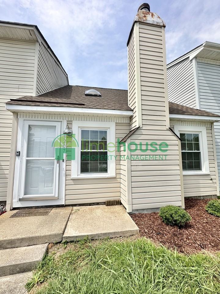 3207 Creekside Dr - Photo 2 of 16