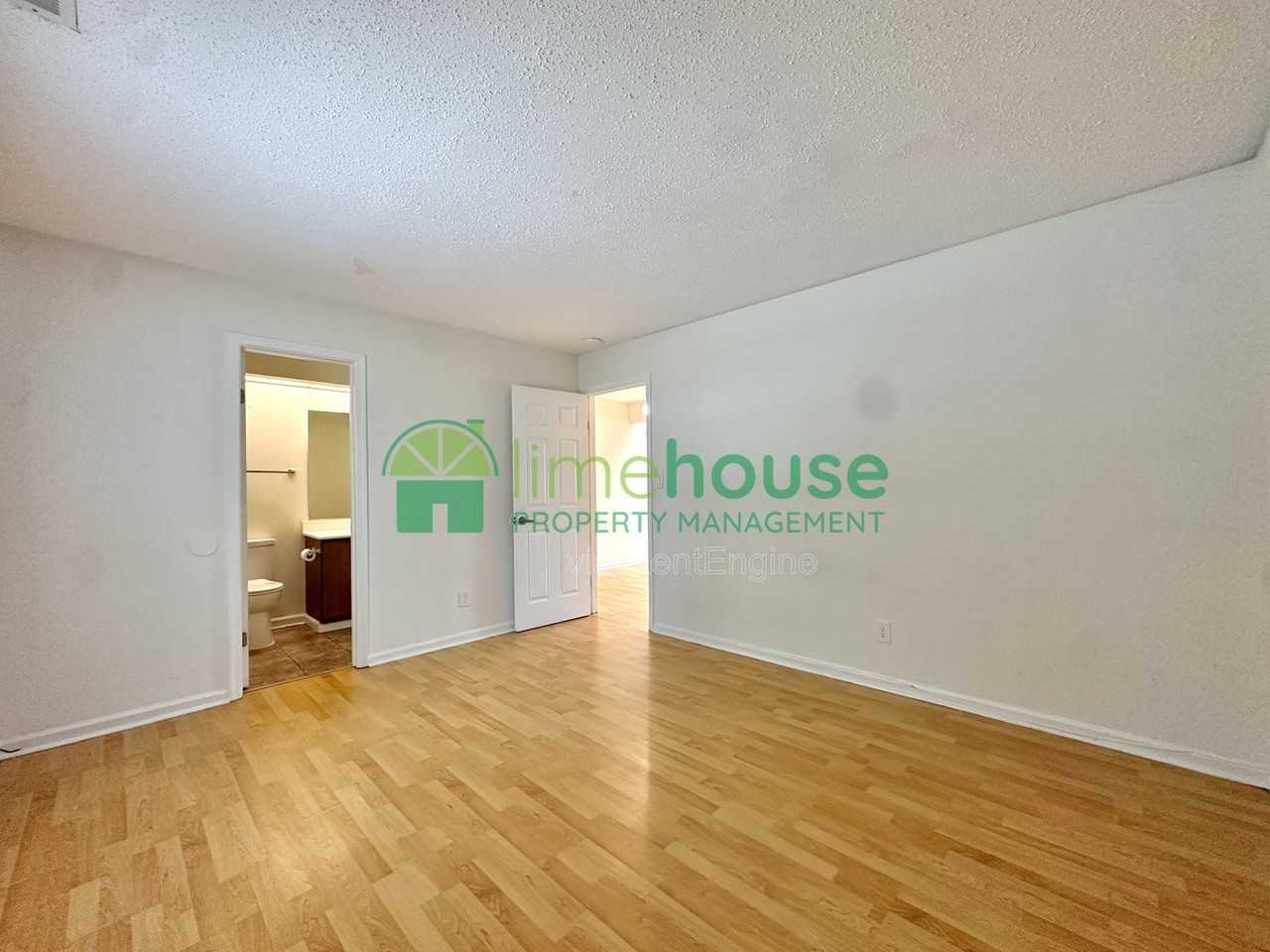 3207 Creekside Dr - Photo 7 of 16