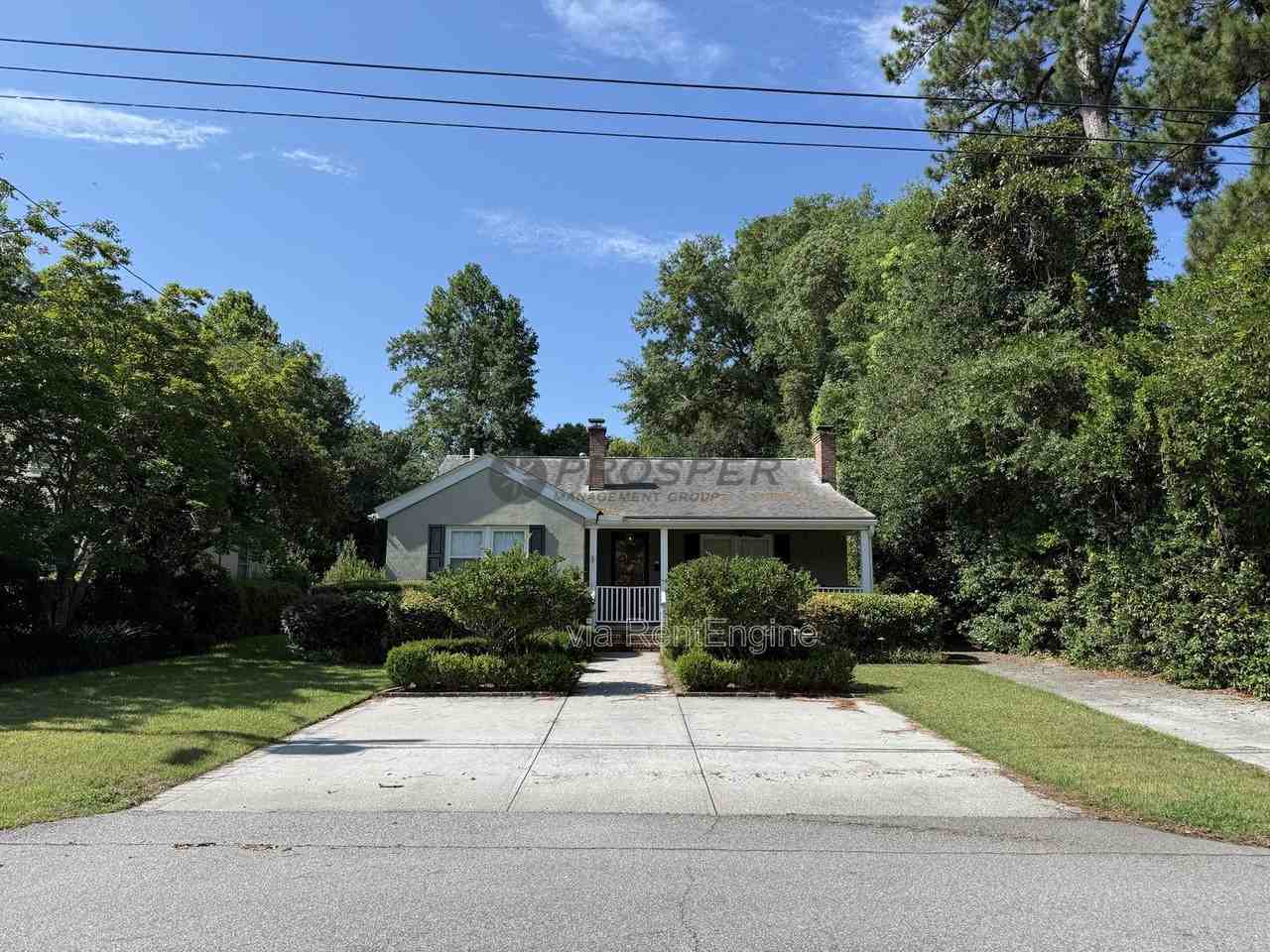 575 Elizabeth Ln W - Photo 3 of 31