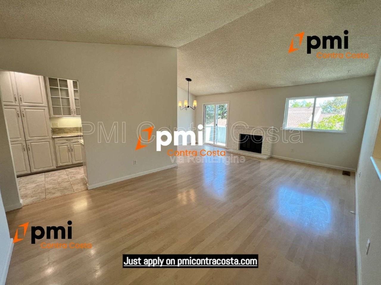 409 Camelback Rd - Photo 2 of 24