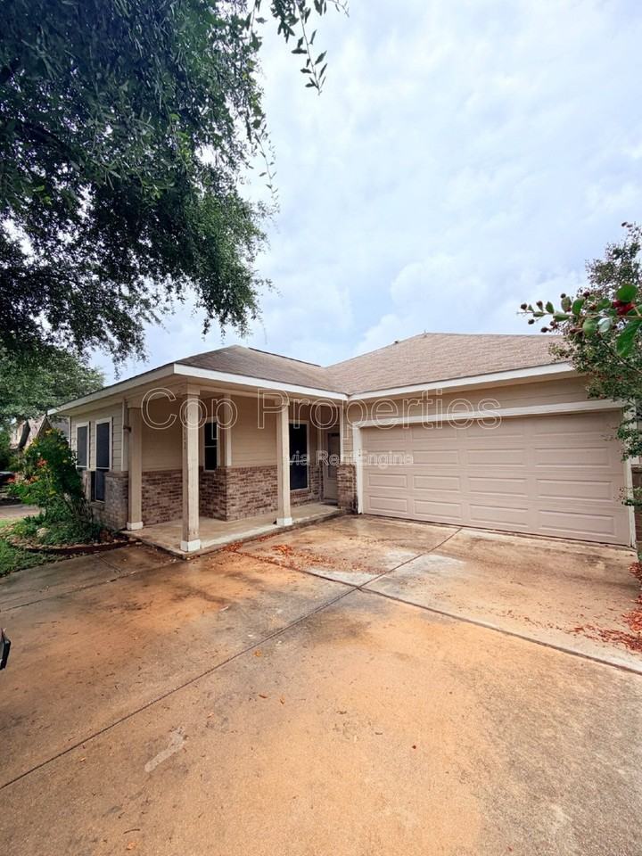 6711 Buckhorn Clf - Photo 3 of 21