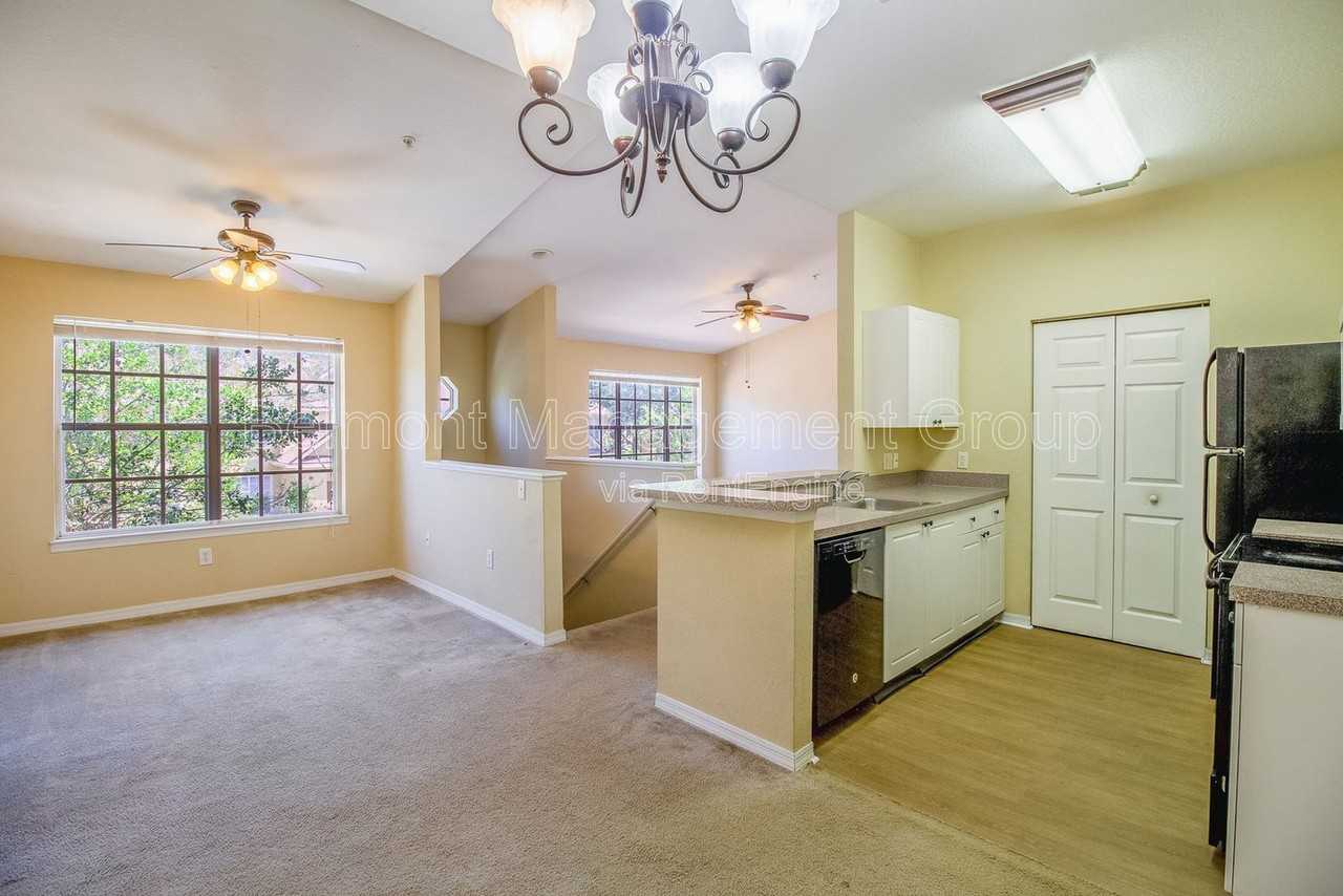 842 Grand Regency Pointe #202 - Photo 4 of 20