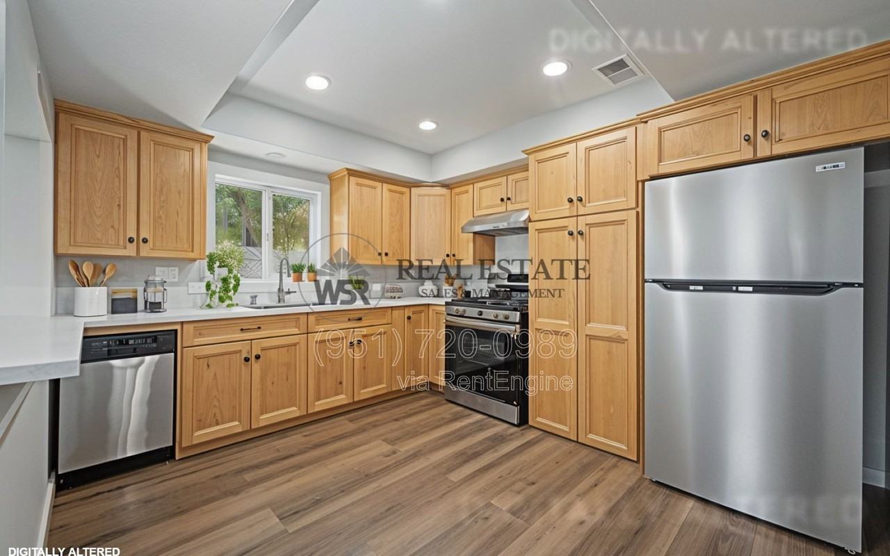 1030 E Brockton Ave #1 - Photo 4 of 29
