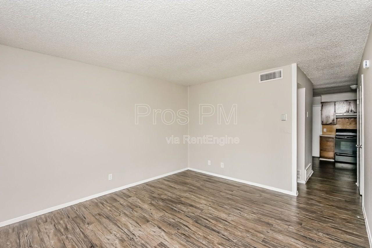 3807 Coates Cir #3805 - Photo 4 of 18
