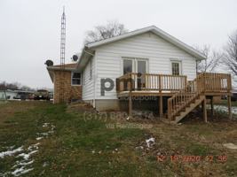 featured image of 300 N Ellis Rd