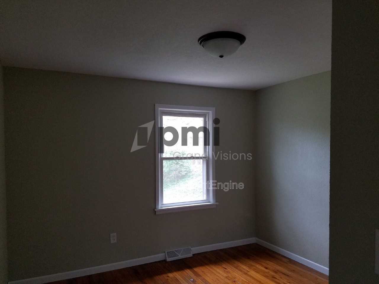 7 Louise Ct - Photo 7 of 9