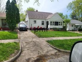 1585 Sedgwick St - Photo 1 of 1