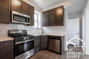 featured image of 2814 N Troy St #3R