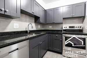 featured image of 3825 N Pine Grove Ave #213