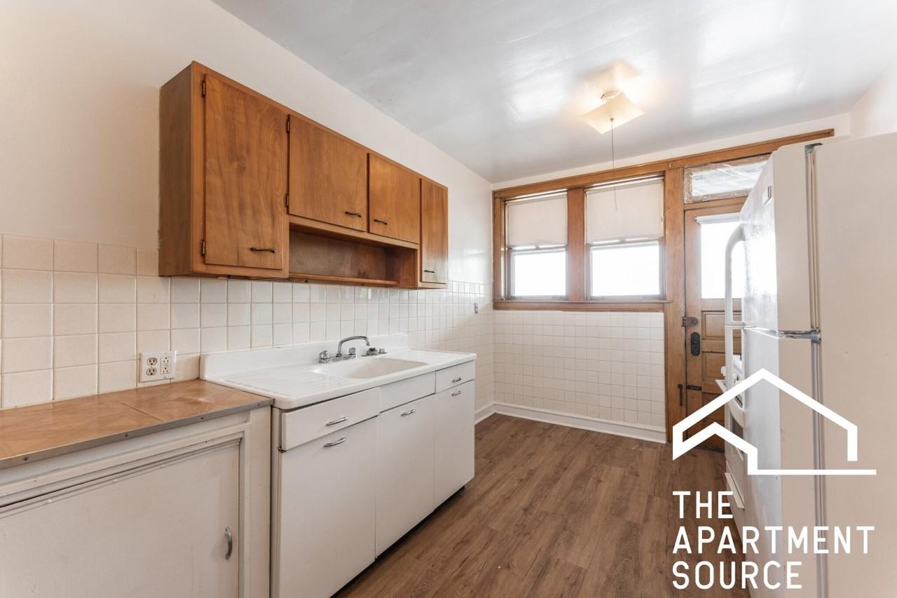 3151 N Long Ave #1