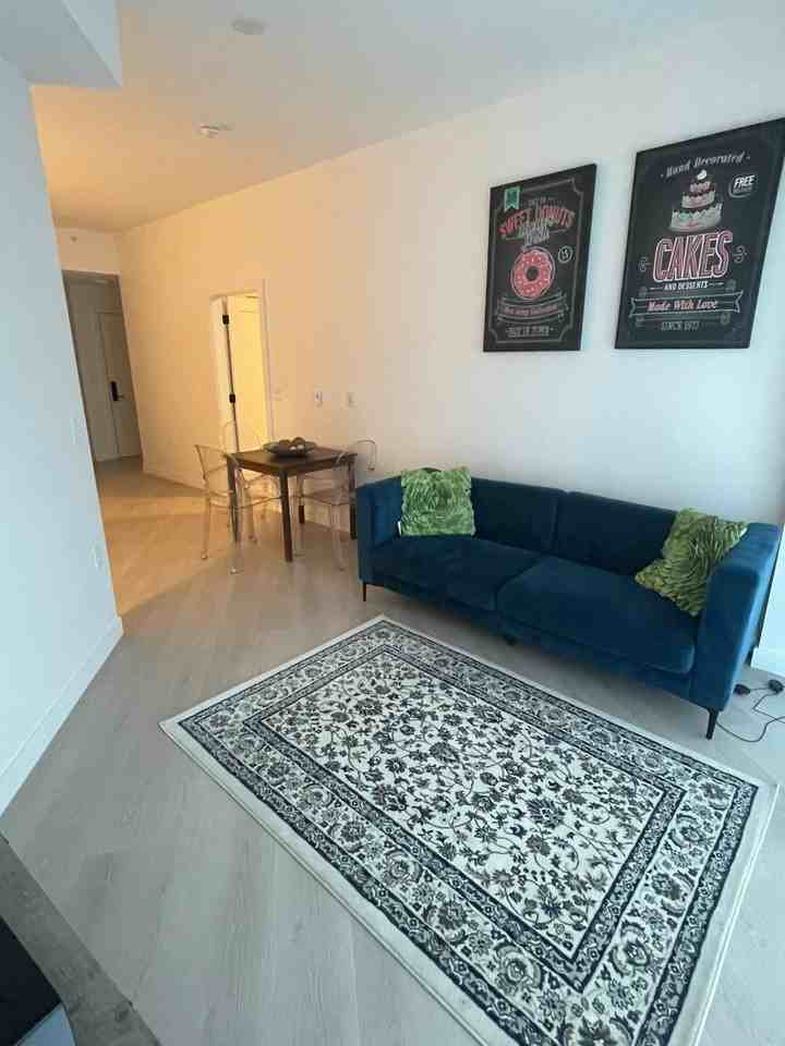 1100 Clarke Street - Photo 4 of 8
