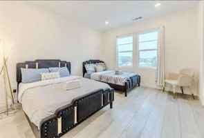 featured image of 4376 Alamo Ln