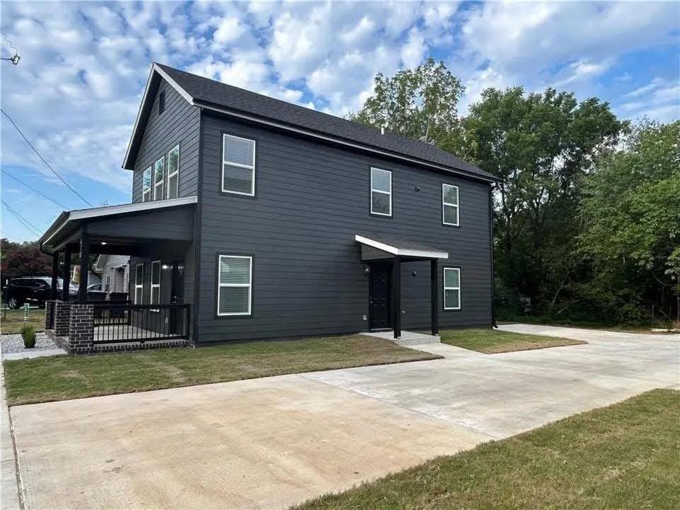 518 Crutcher St #A - Photo 2 of 8