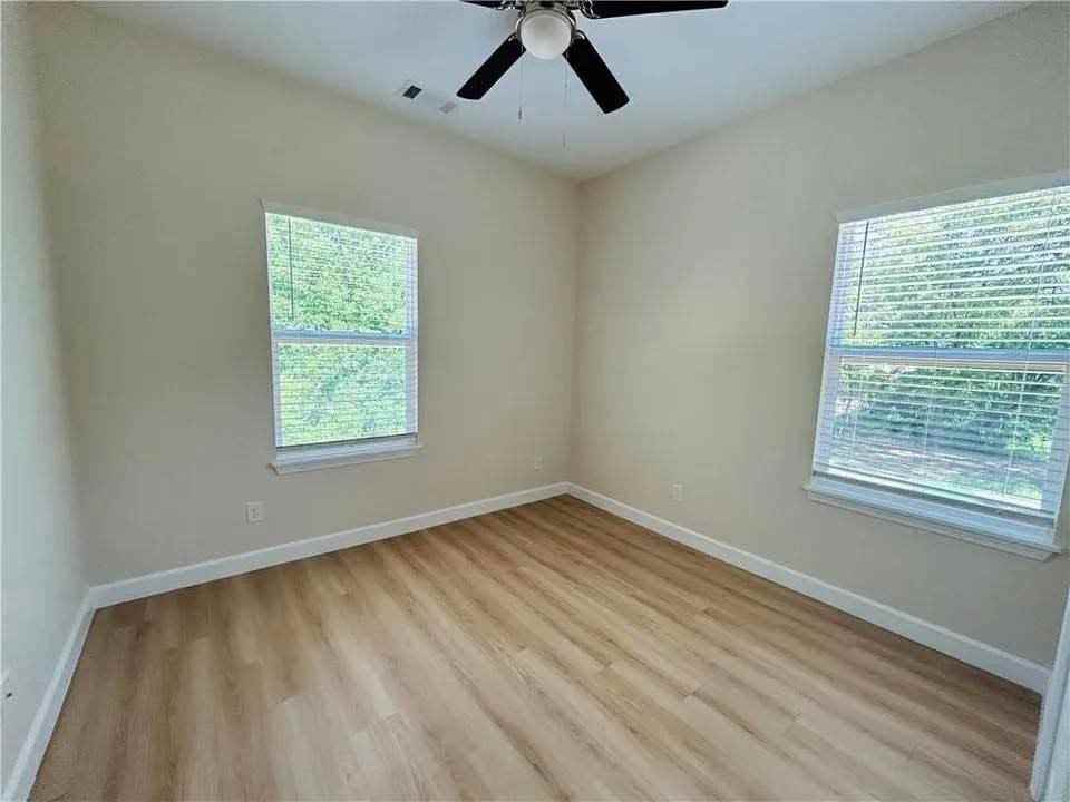 518 Crutcher St #A - Photo 7 of 8