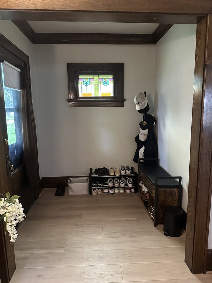 1552 S 58th St - Photo 4 of 14